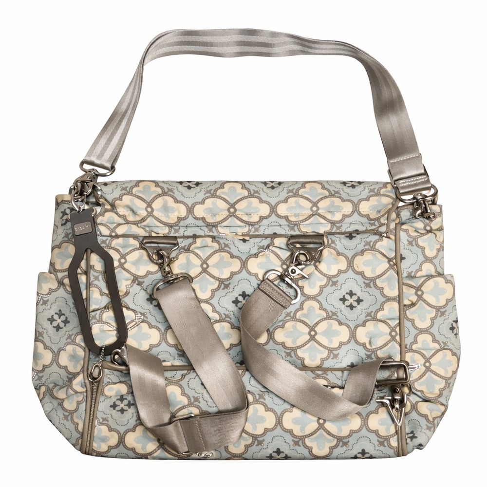 Petunia Pickle Bottom Boxy Backpack Diaper Bag | Built-In Changing Station | NWT - Picture 2 of 7